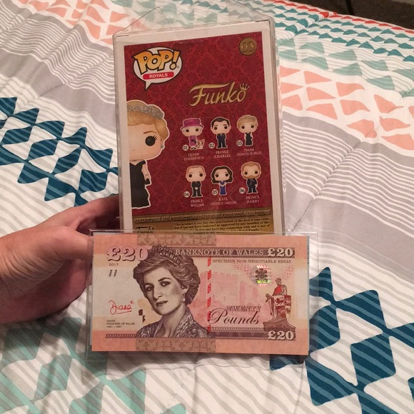 Funko THE ONLY PRINCESS # 1🧝🏻‍♀️ - Picture 4 of 6